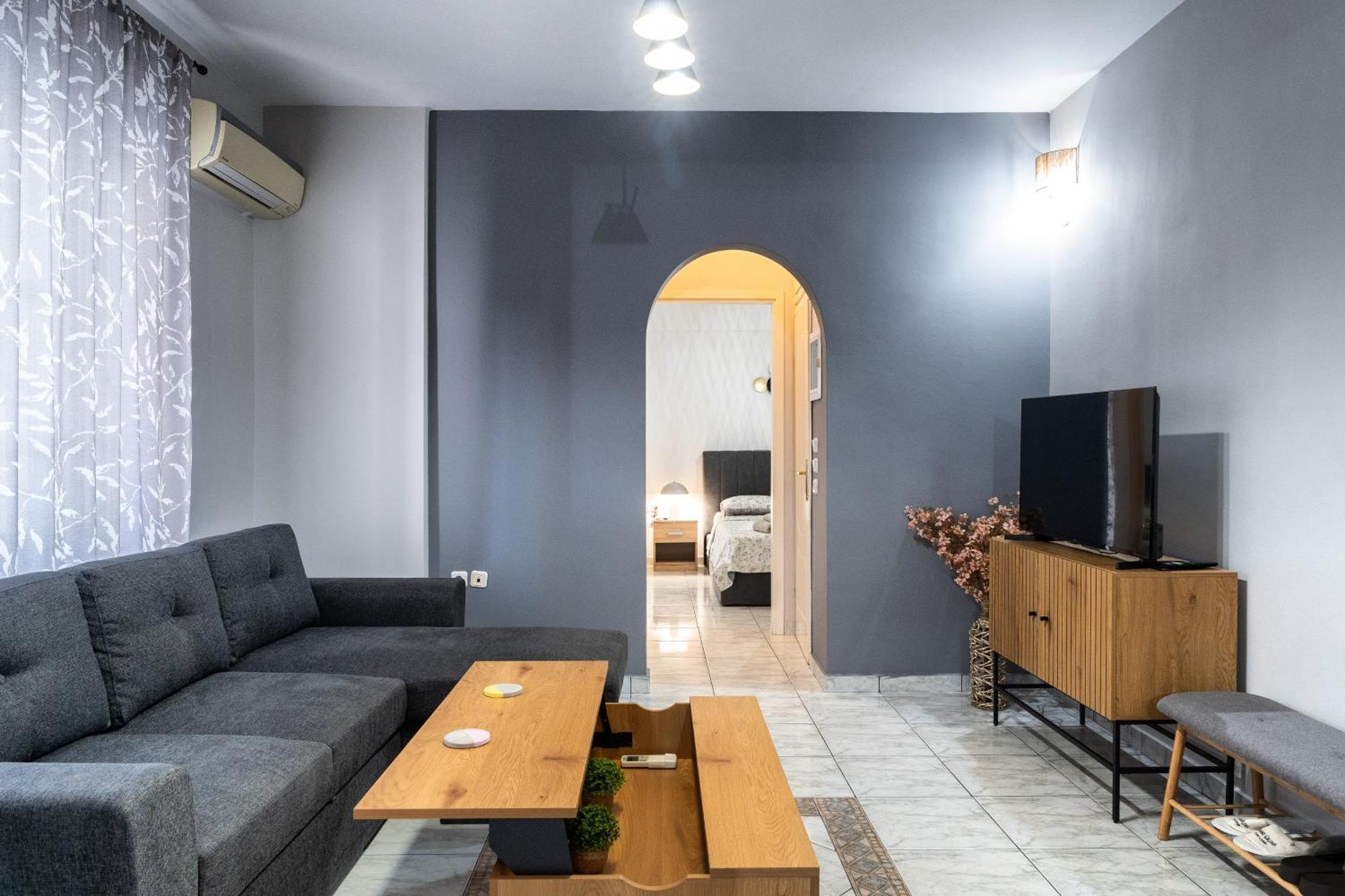 Ninas Central Apartment Kavála Exterior photo